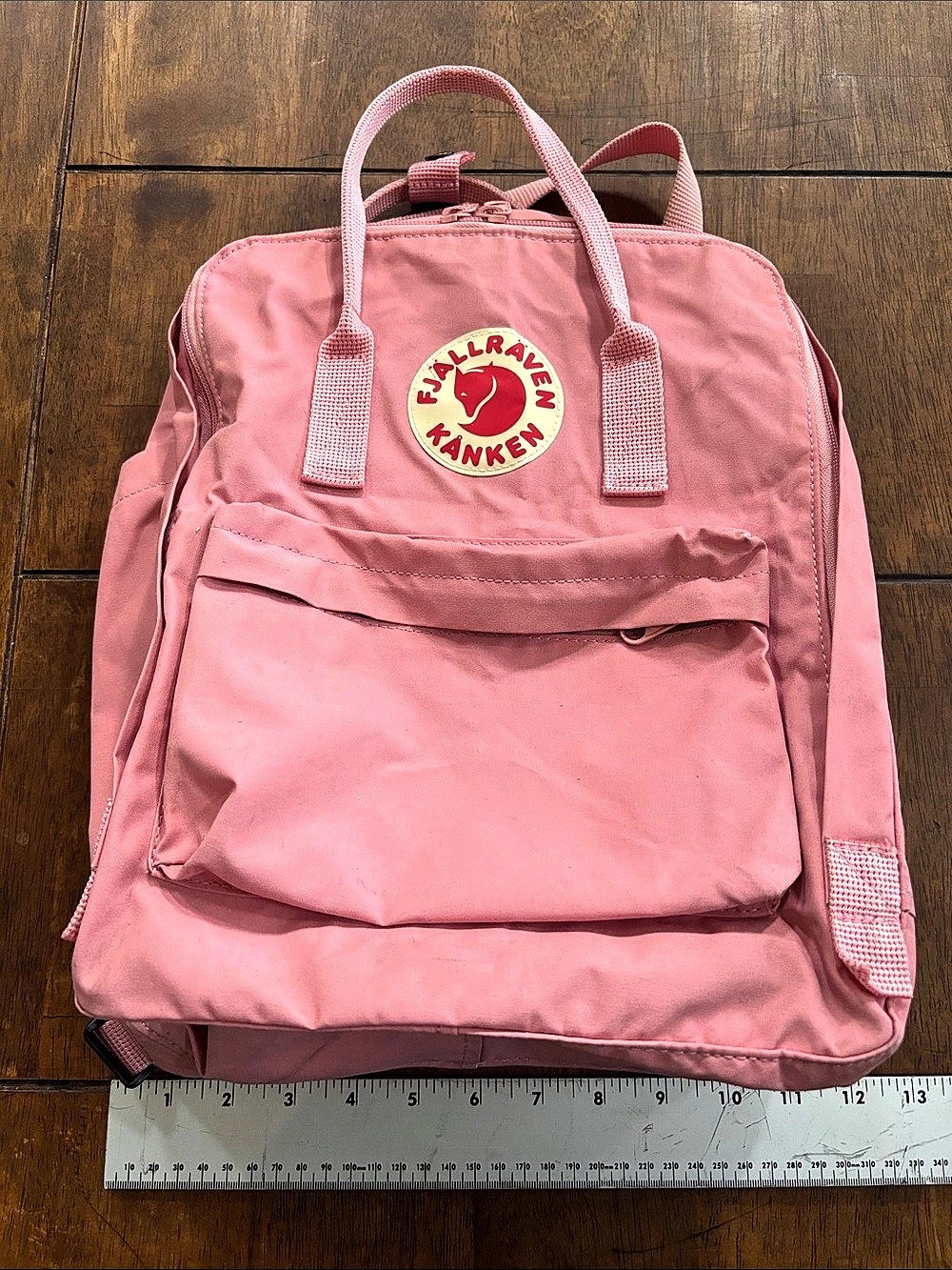 Fjallraven Kanken Backpack in Pink